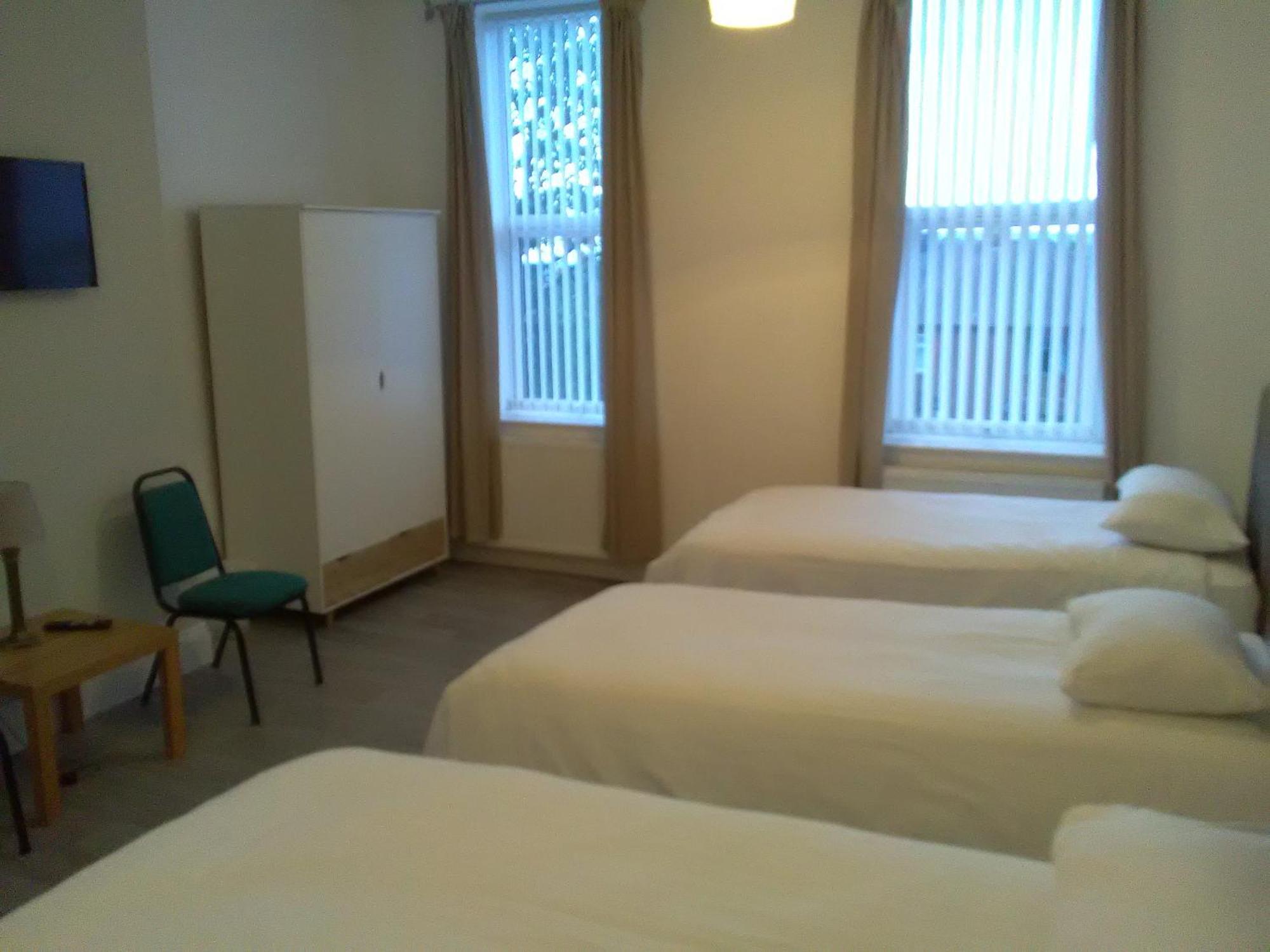 Clifton Hotel Newcastle Habitación foto