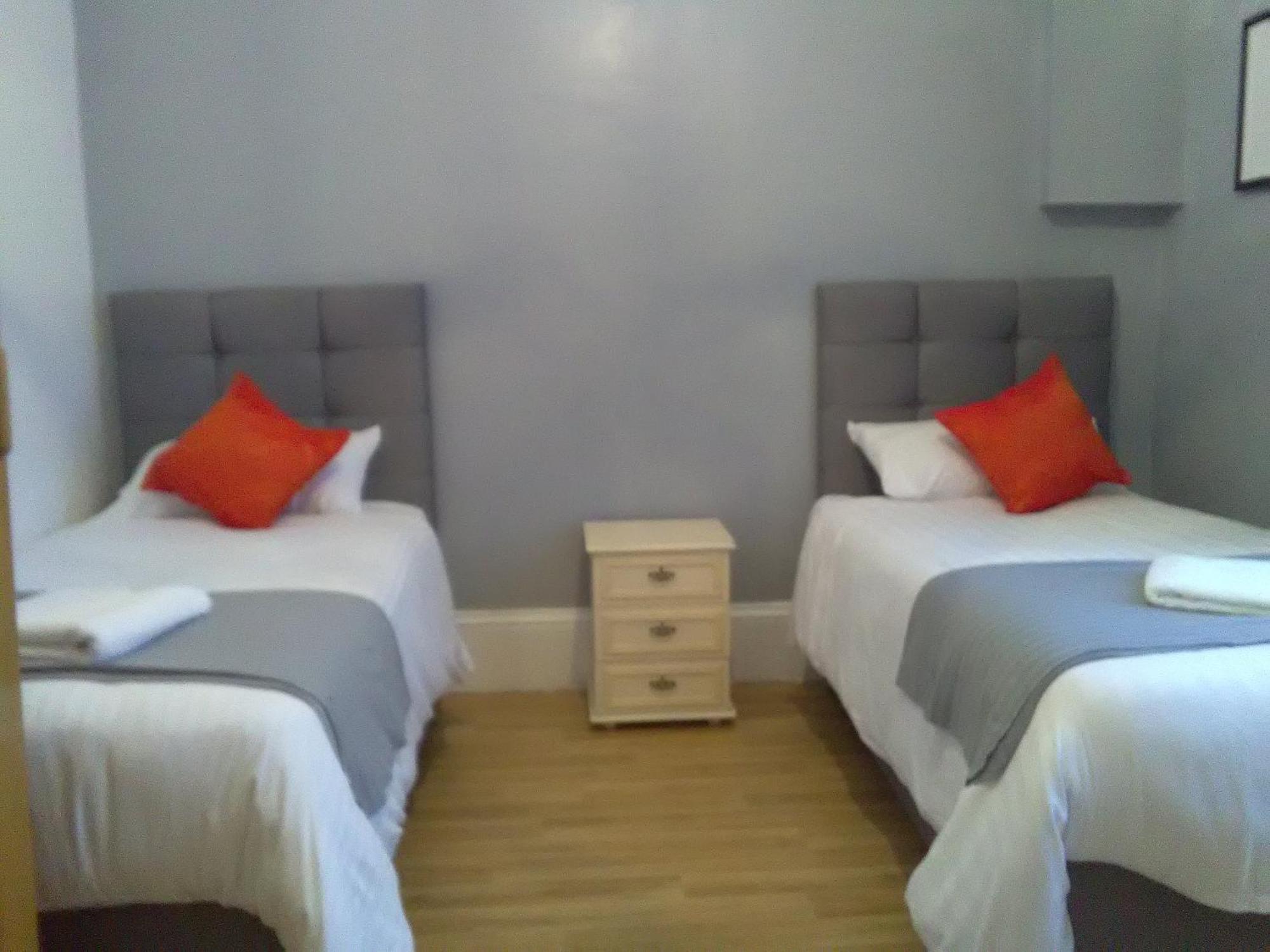 Clifton Hotel Newcastle Habitación foto